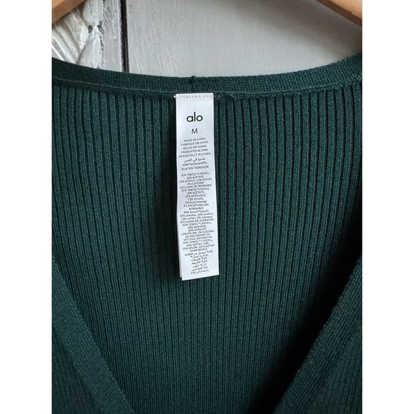 Alo Yoga Salana Sweater Sz M Deep-V Clasp Front Cardigan Dark Green Long Sleeve - Picture 10 of 15